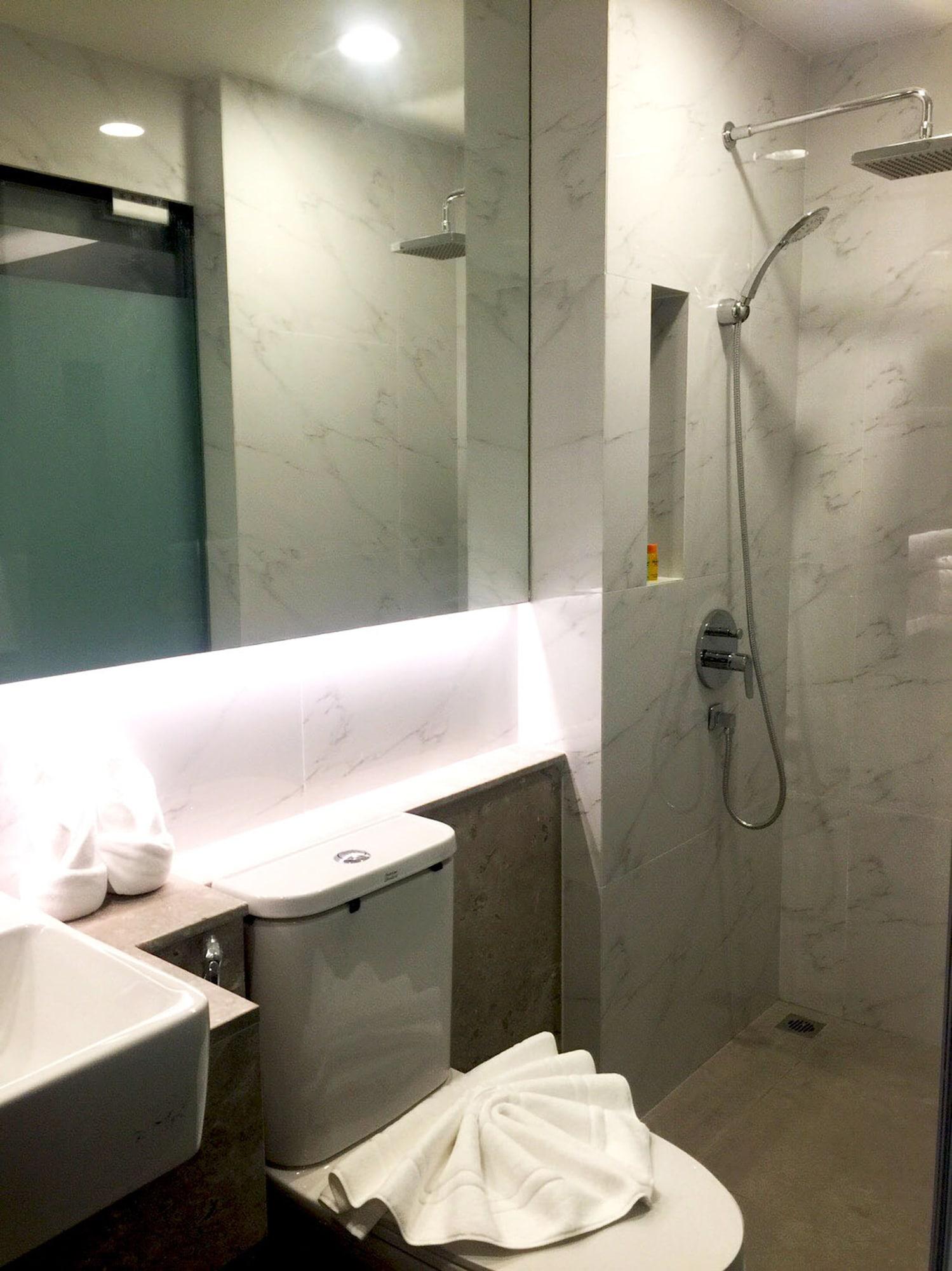 Studio Ekamai Bangkok Buitenkant foto